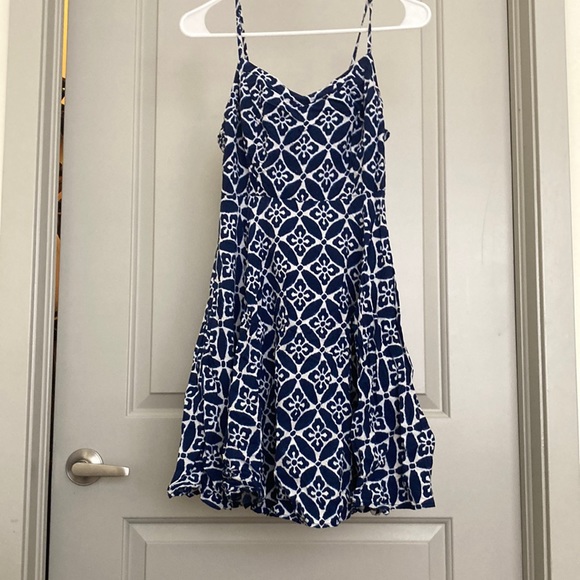 Blue @ white floral sundress - Picture 1 of 3